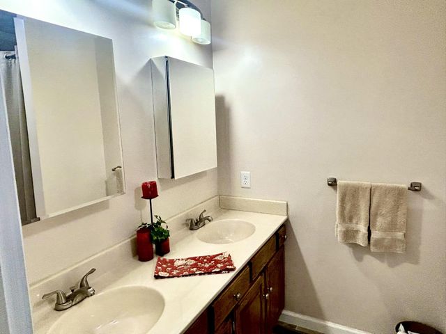 602 E Madison Avenue, Athens, TN 37303