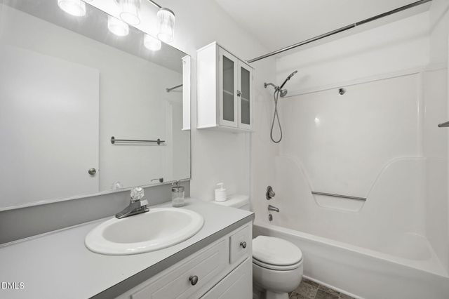 702 N 9th Street, Mebane, NC 27302