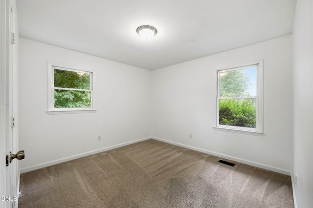 702 N 9th Street, Mebane, NC 27302