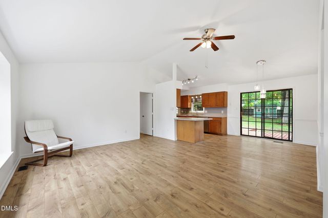 702 N 9th Street, Mebane, NC 27302