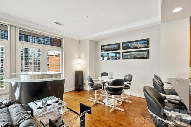 435 S Tryon Street 703, Charlotte, NC 28202