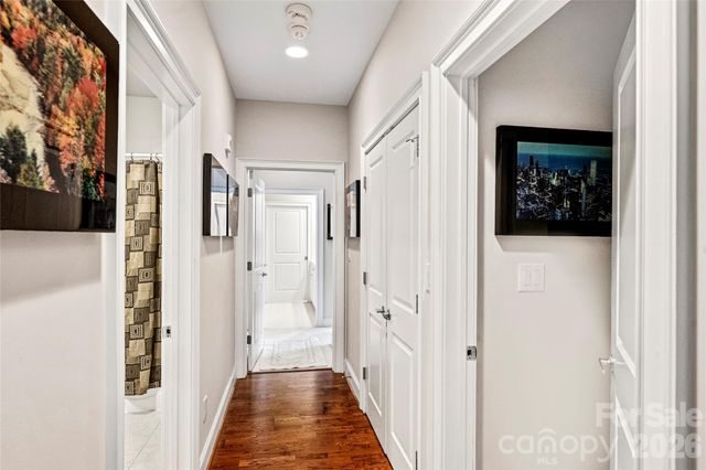 435 S Tryon Street 703, Charlotte, NC 28202