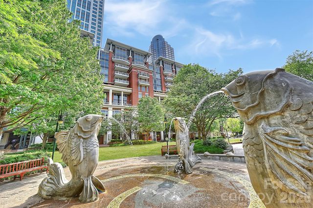 435 S Tryon Street 703, Charlotte, NC 28202