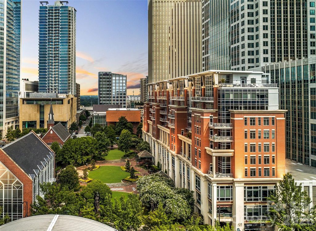 435 S Tryon Street 703, Charlotte, NC 28202