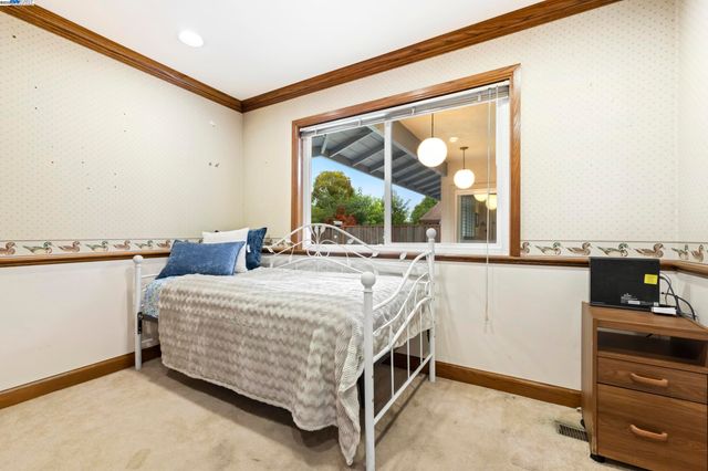 5145 Springdale Ave, Pleasanton, CA 94588