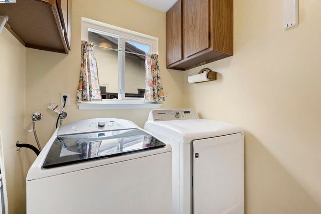 5145 Springdale Ave, Pleasanton, CA 94588