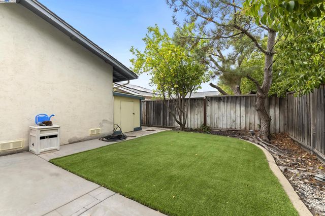 5145 Springdale Ave, Pleasanton, CA 94588