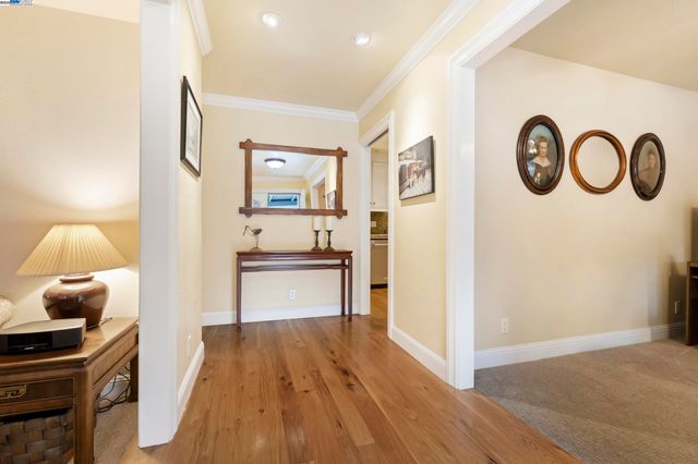 5145 Springdale Ave, Pleasanton, CA 94588