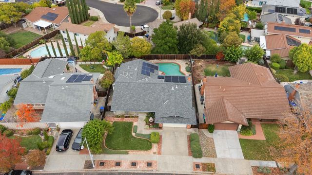 5145 Springdale Ave, Pleasanton, CA 94588