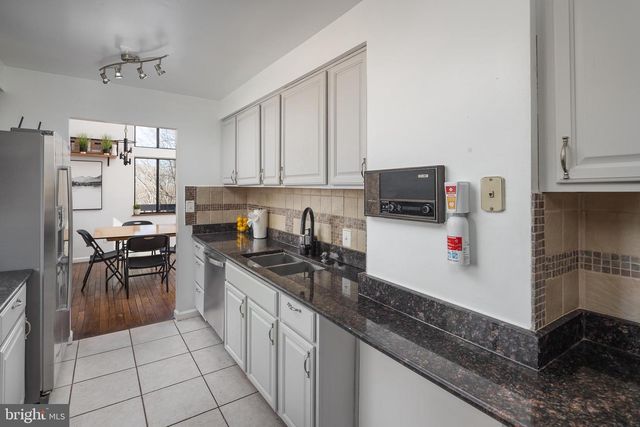 1616 MOUNTAIN RD, Haymarket, VA 20169