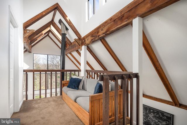 1616 MOUNTAIN RD, Haymarket, VA 20169