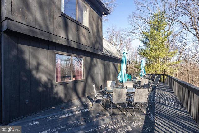 1616 MOUNTAIN RD, Haymarket, VA 20169