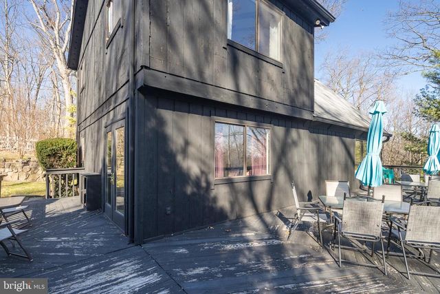 1616 MOUNTAIN RD, Haymarket, VA 20169