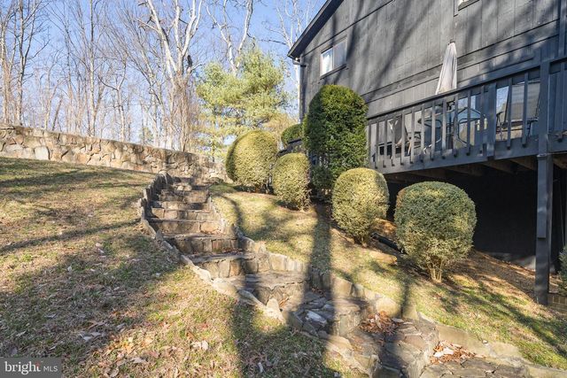 1616 MOUNTAIN RD, Haymarket, VA 20169