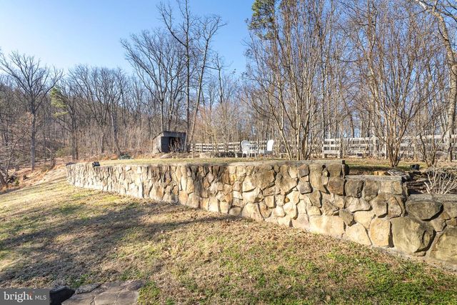 1616 MOUNTAIN RD, Haymarket, VA 20169