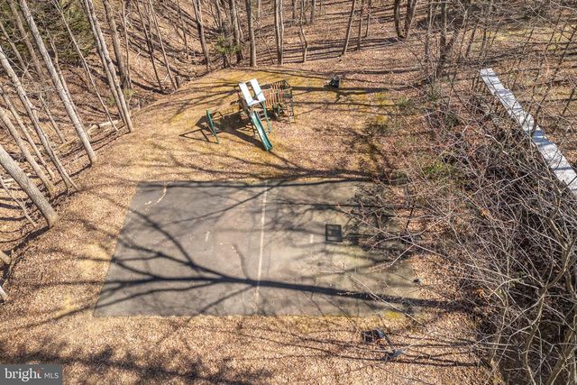 1616 MOUNTAIN RD, Haymarket, VA 20169