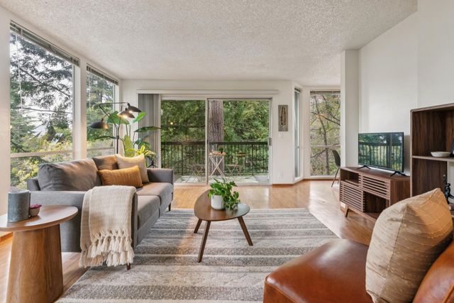 2700 Le Conte Ave 402, Berkeley, CA 94709