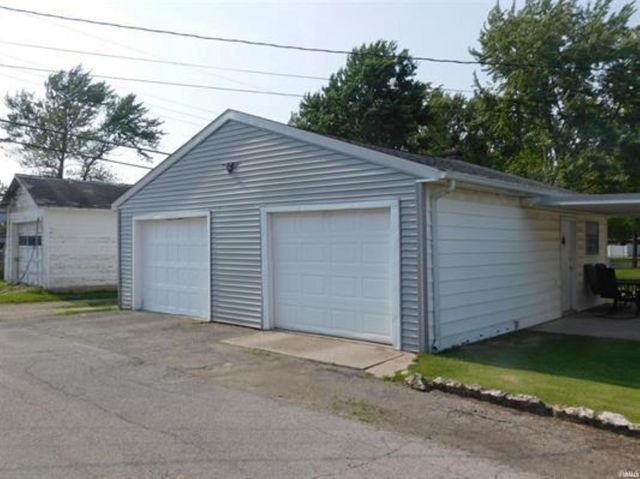 701 N Cherry Street, Hartford City, IN 47348