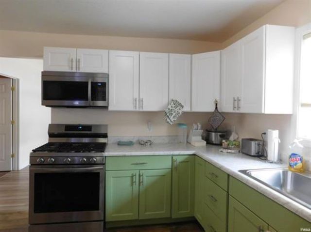 701 N Cherry Street, Hartford City, IN 47348