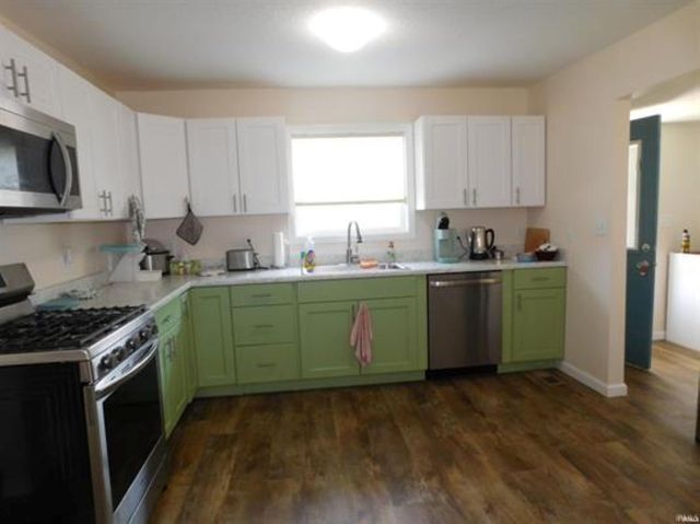 701 N Cherry Street, Hartford City, IN 47348