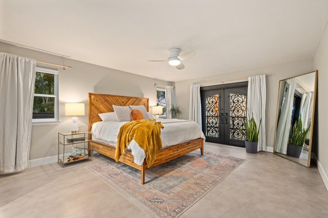 1813 Crooked LN, Austin, TX 78741