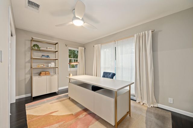 1813 Crooked LN, Austin, TX 78741