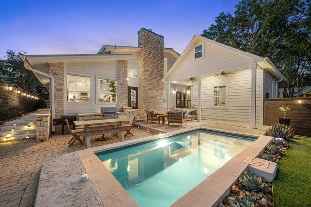 1813 Crooked LN, Austin, TX 78741