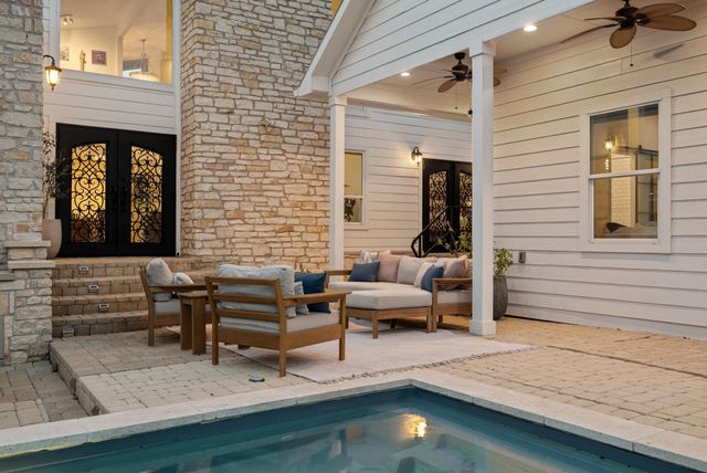 1813 Crooked LN, Austin, TX 78741