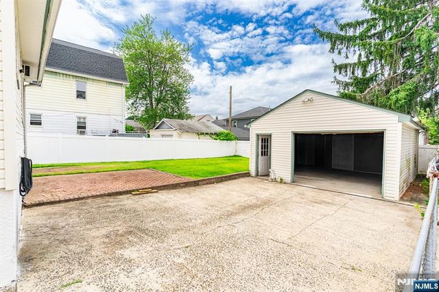 185 Floyd Street, Belleville, NJ 07109