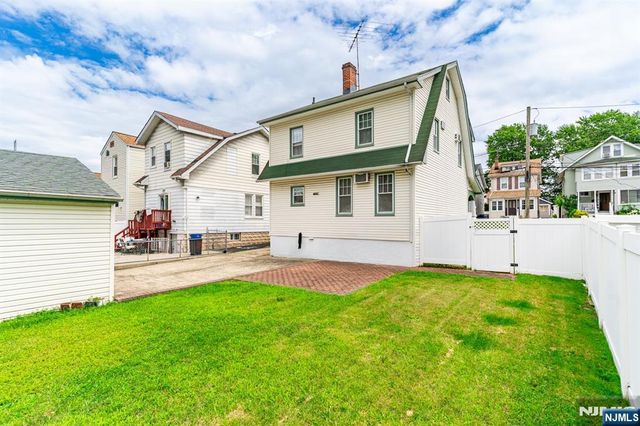 185 Floyd Street, Belleville, NJ 07109