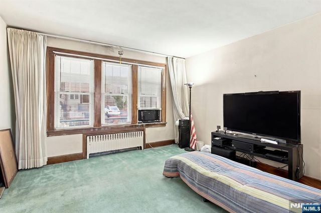 185 Floyd Street, Belleville, NJ 07109