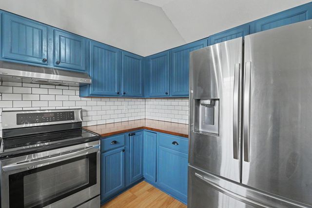 2917 S West Pkwy, Wichita, KS 67210