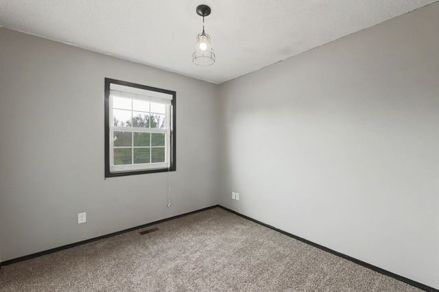 2917 S West Pkwy, Wichita, KS 67210