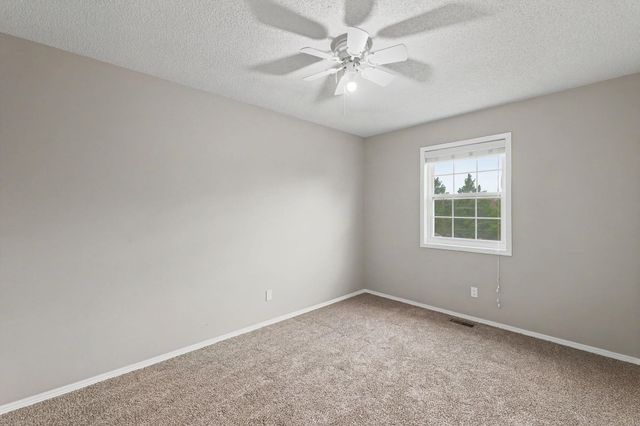 2917 S West Pkwy, Wichita, KS 67210