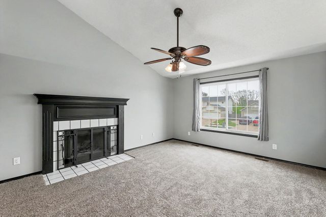 2917 S West Pkwy, Wichita, KS 67210