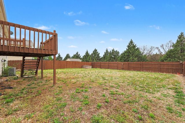 2917 S West Pkwy, Wichita, KS 67210