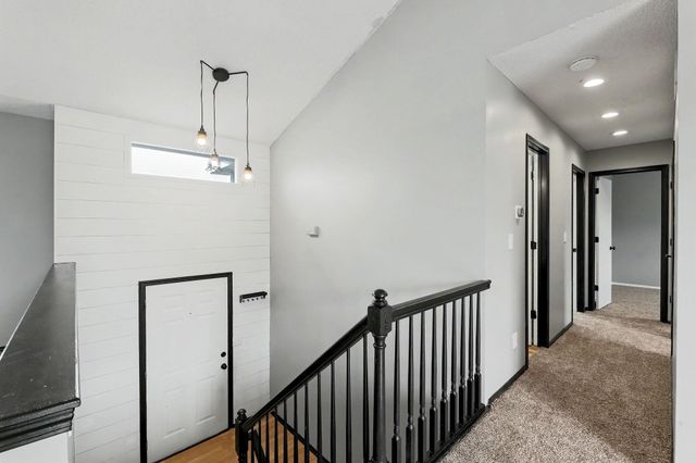 2917 S West Pkwy, Wichita, KS 67210