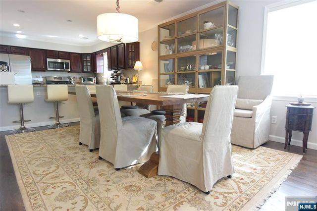 23 Leary Lane 2nd floor, Edgewater, NJ 07020