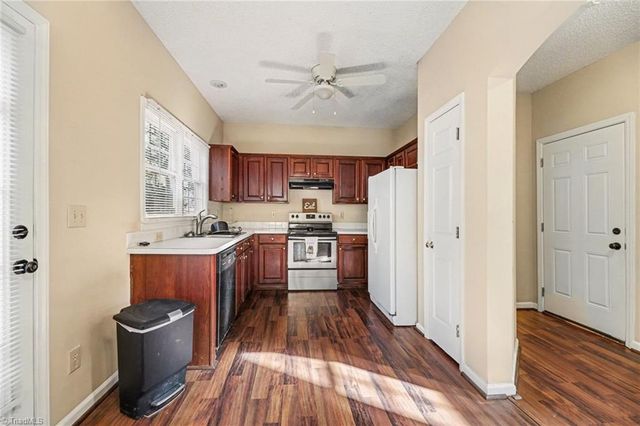 157 Leeds Lane, King, NC 27021