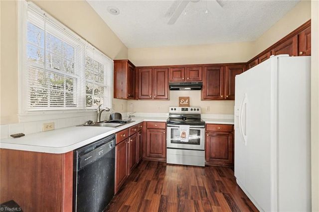 157 Leeds Lane, King, NC 27021