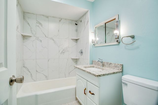 1214 W James Avenue, Enid, OK 73703