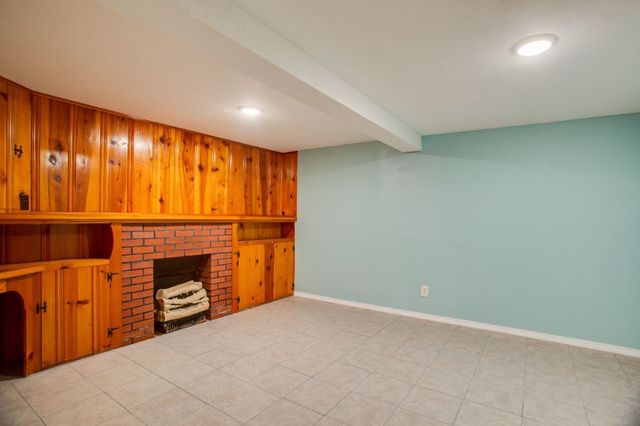 1214 W James Avenue, Enid, OK 73703
