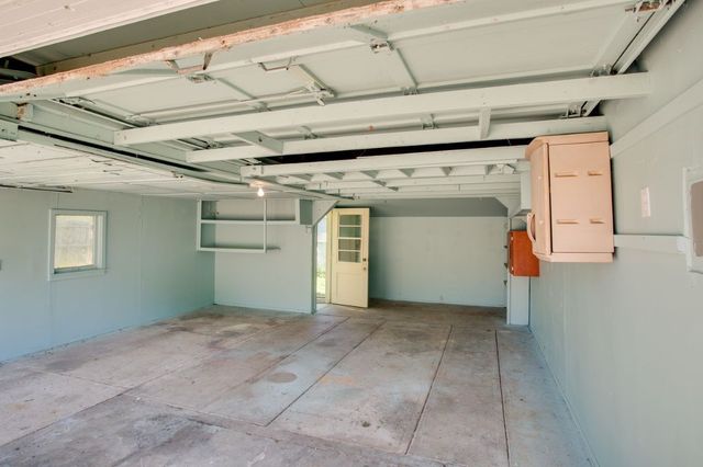 1214 W James Avenue, Enid, OK 73703