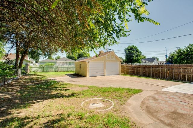 1214 W James Avenue, Enid, OK 73703