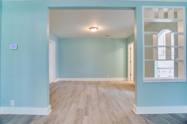 1214 W James Avenue, Enid, OK 73703