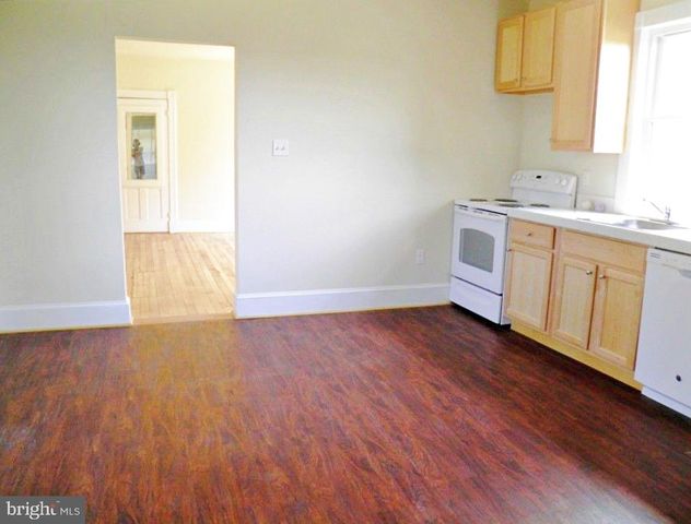 102 E A ST, Brunswick, MD 21716