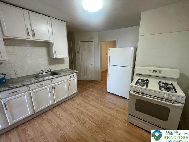 1113 East 4Th Street 2, Bethlehem City, PA 18015