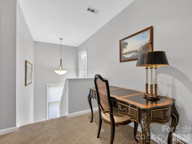 2204 Winthrop Avenue, Charlotte, NC 28203