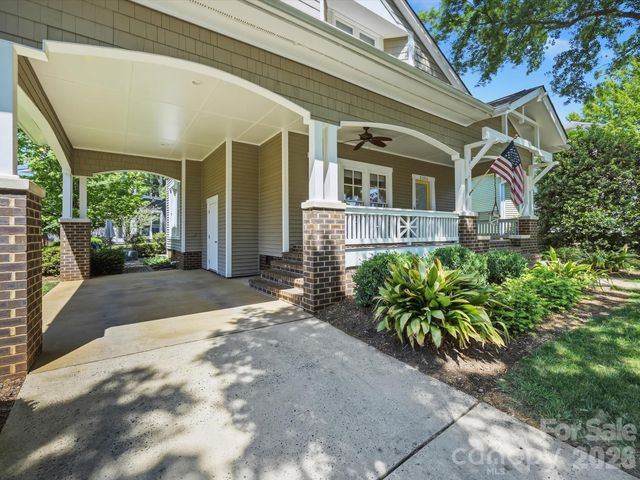 2204 Winthrop Avenue, Charlotte, NC 28203