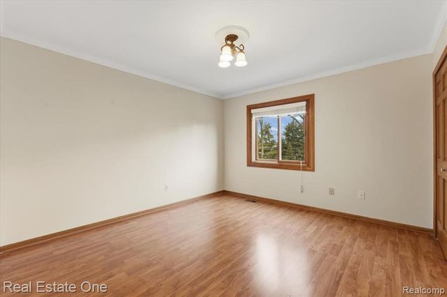 720 Essex Drive, Rochester Hills, MI 48307